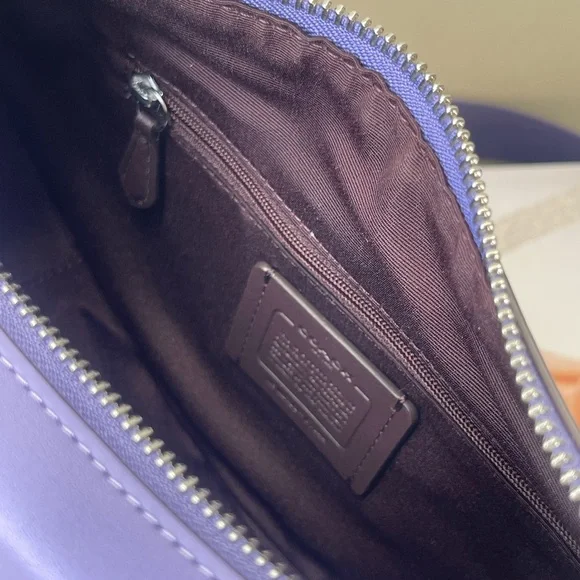 (new+tag) Coach smooth leather shoulder bag/ crossbody halfmoon violet